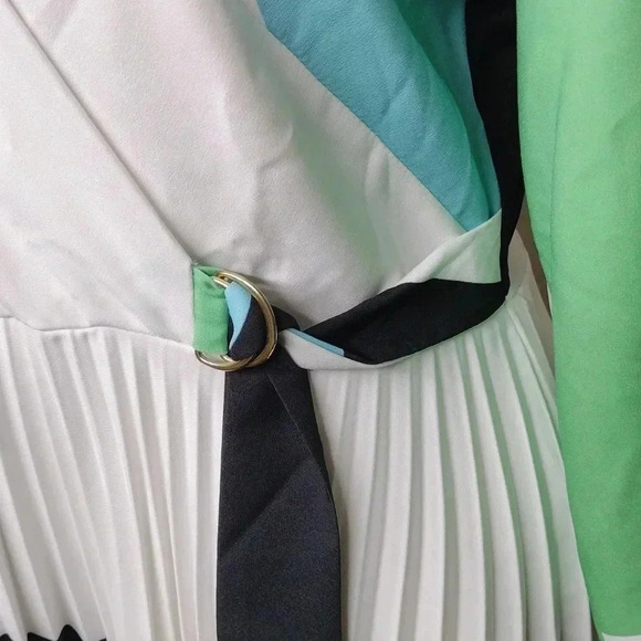 Closet London Stunning New Wrap Dress Size 10 - Geometric Flowy Design - Picture 7 of 15
